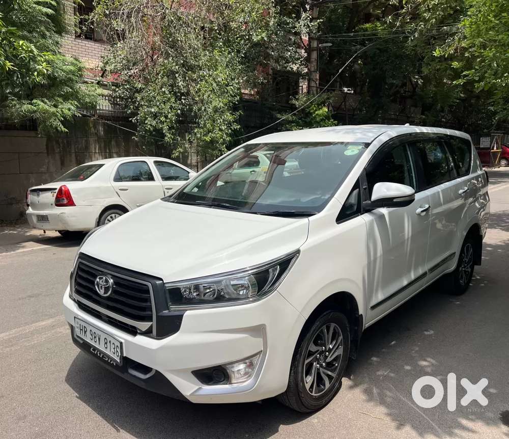Toyota Innova Crysta 2.4 G Plus Mt 7 Str, 2025, Diesel