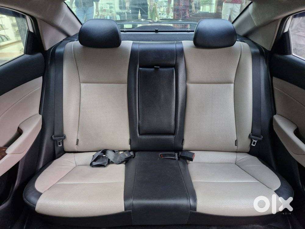 Hyundai Verna 1.6 Sx (o) Vtvt At, 2017, Petrol