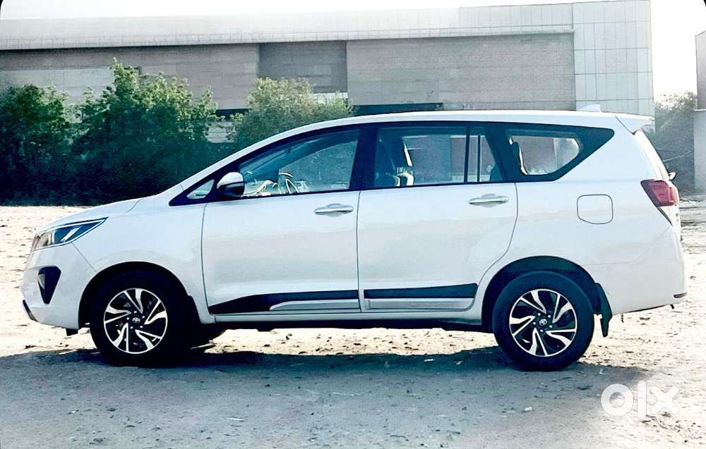 Toyota Innova Crysta [2020-ongoing] 2.7 Vx 7 Str, 2022, Petrol