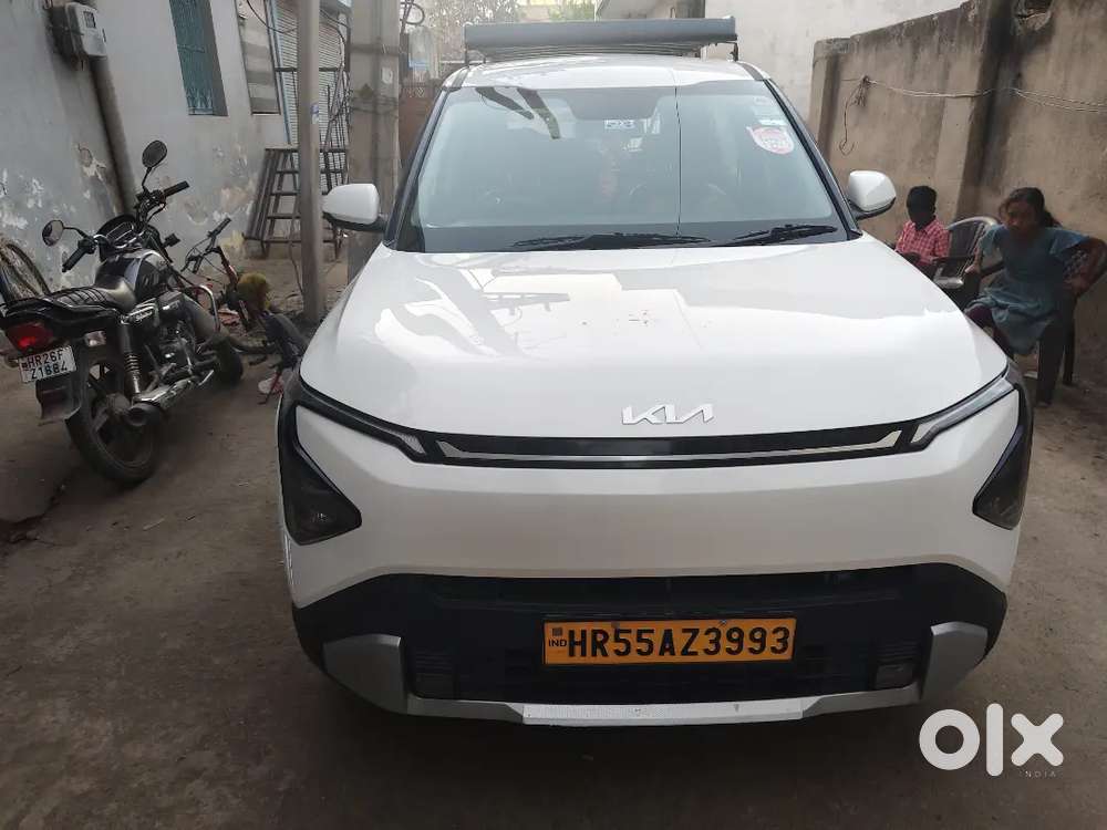 Kia Carens Clavis 2025 Cng & Hybrids Well Maintained