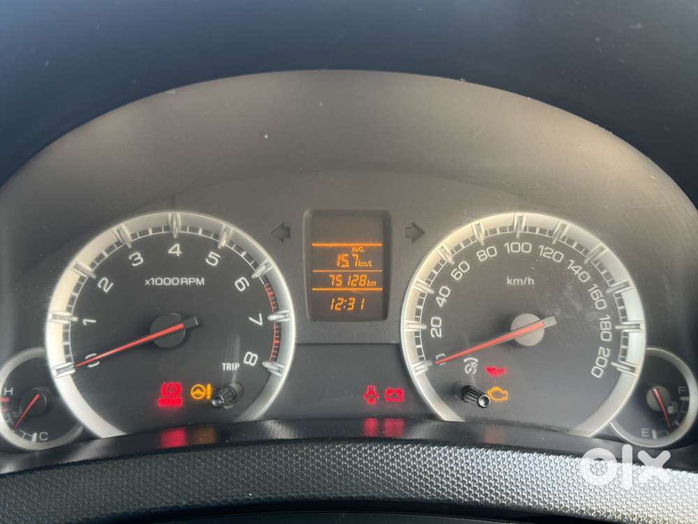 Maruti Suzuki Swift 2011-2014 Vxi, 2012, Petrol