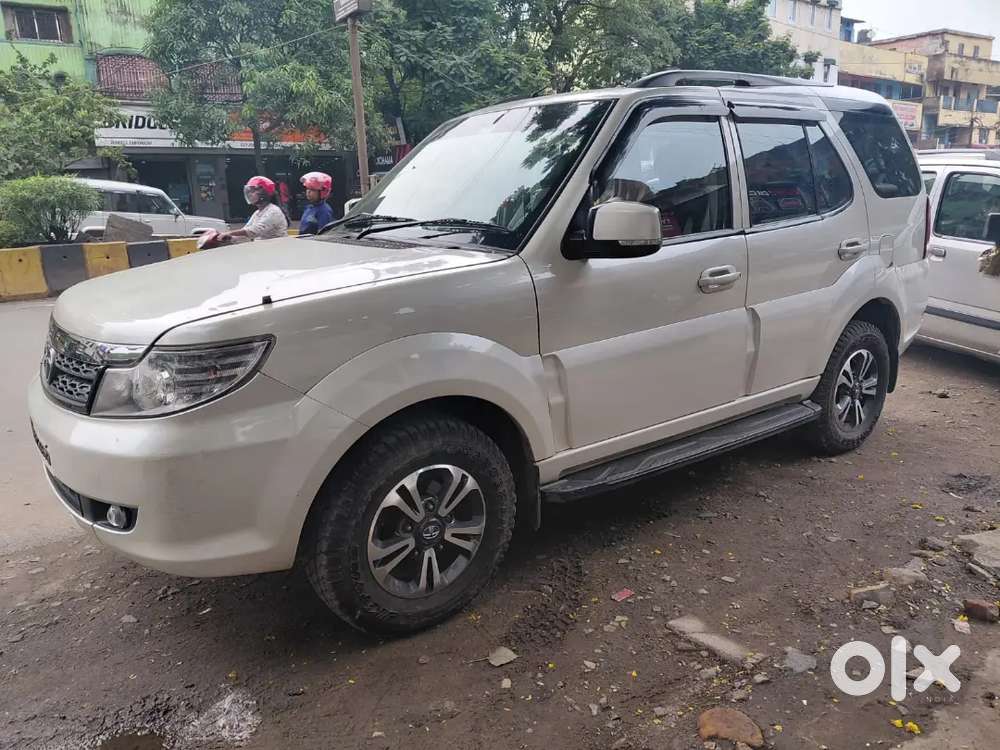 Tata Safari Storme 2014