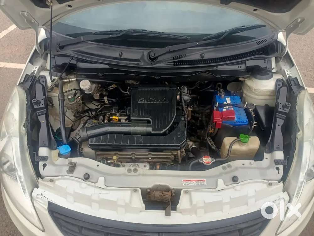 Maruti Suzuki Dzire 1.2 Vxi 2012