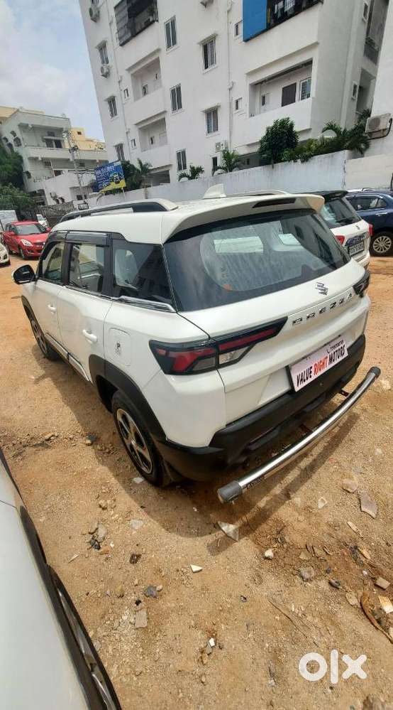 Maruti Suzuki Brezza 1.5 Vxi Smart Hybrid, 2024, Petrol