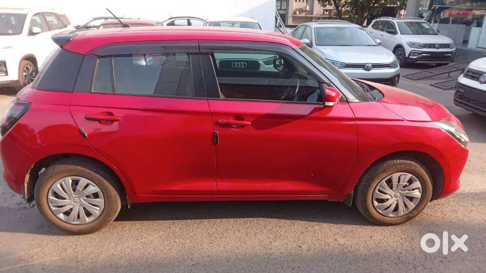 Maruti Suzuki New-gen Swift Vxi, 2024, Petrol