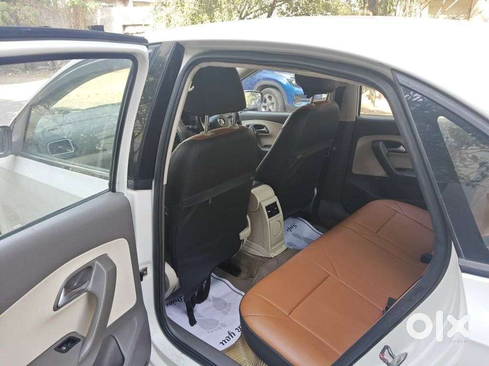 Volkswagen Vento, 2015, Petrol