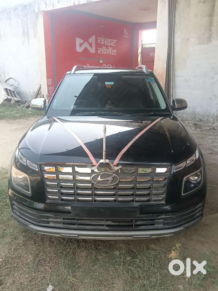 Hyundai Venue Knight Edition 2025