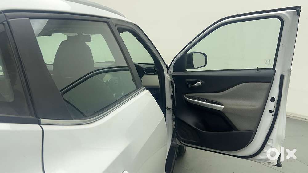 Nissan Magnite 1.0 Xl, 2022, Petrol