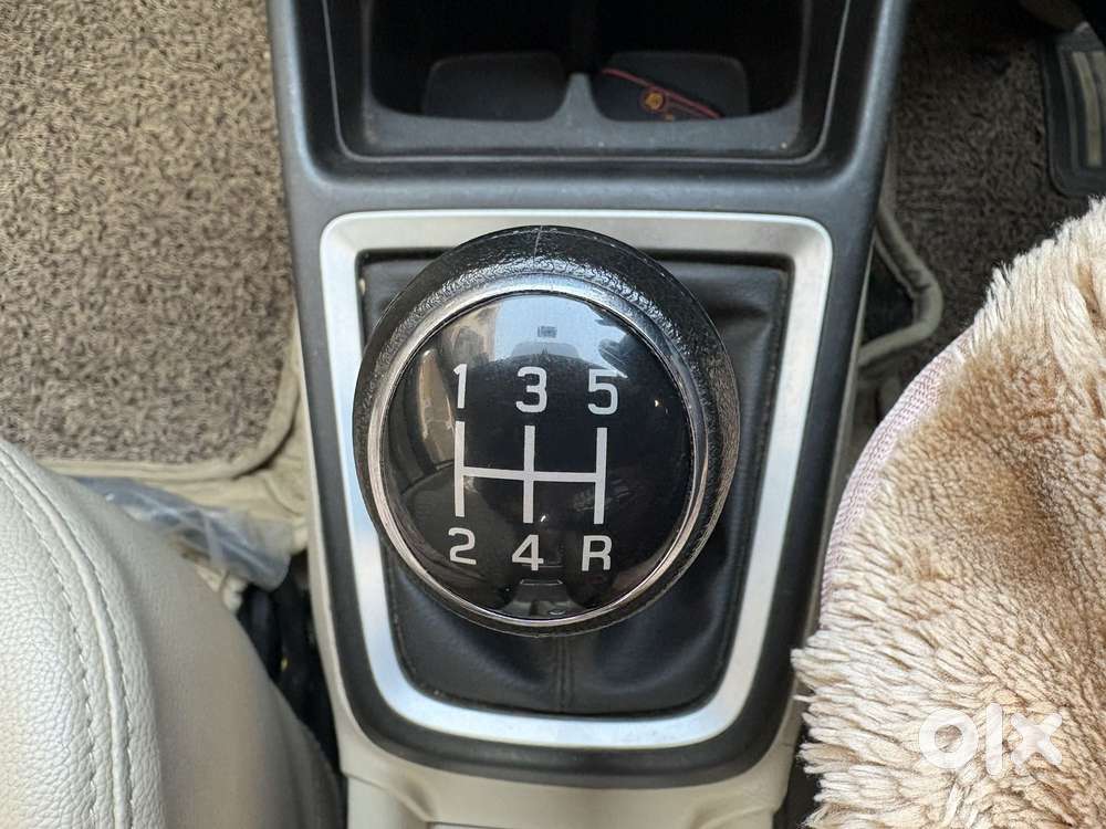 Maruti Suzuki Dzire 1.2 Zxi Cng, 2023, Cng & Hybrids