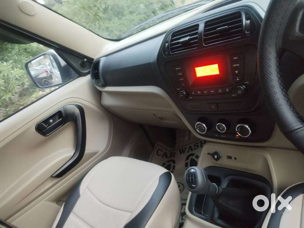 Mahindra Tuv 300 T6 Plus, 2019, Diesel