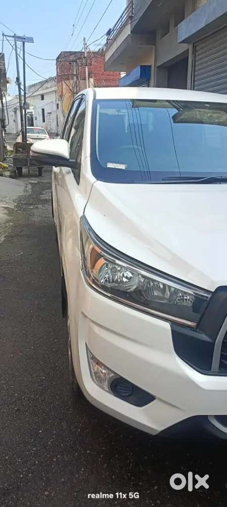 Toyota Innova Crysta 2026 1st