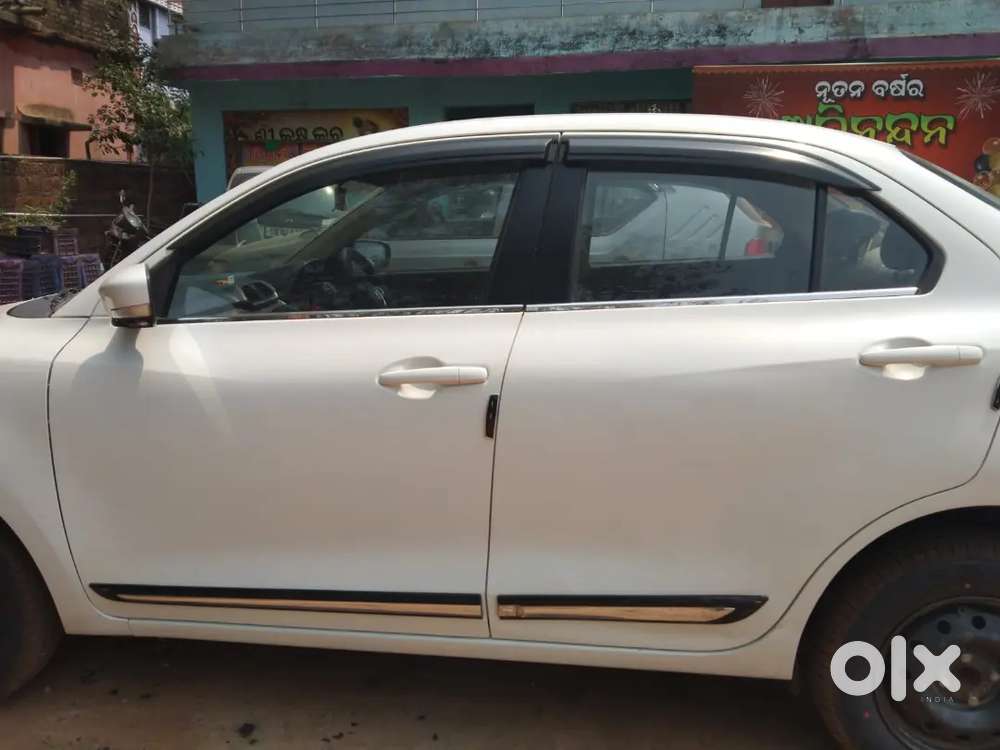 Maruti Suzuki Dzire 2022 Petrol 60000 Km Driven