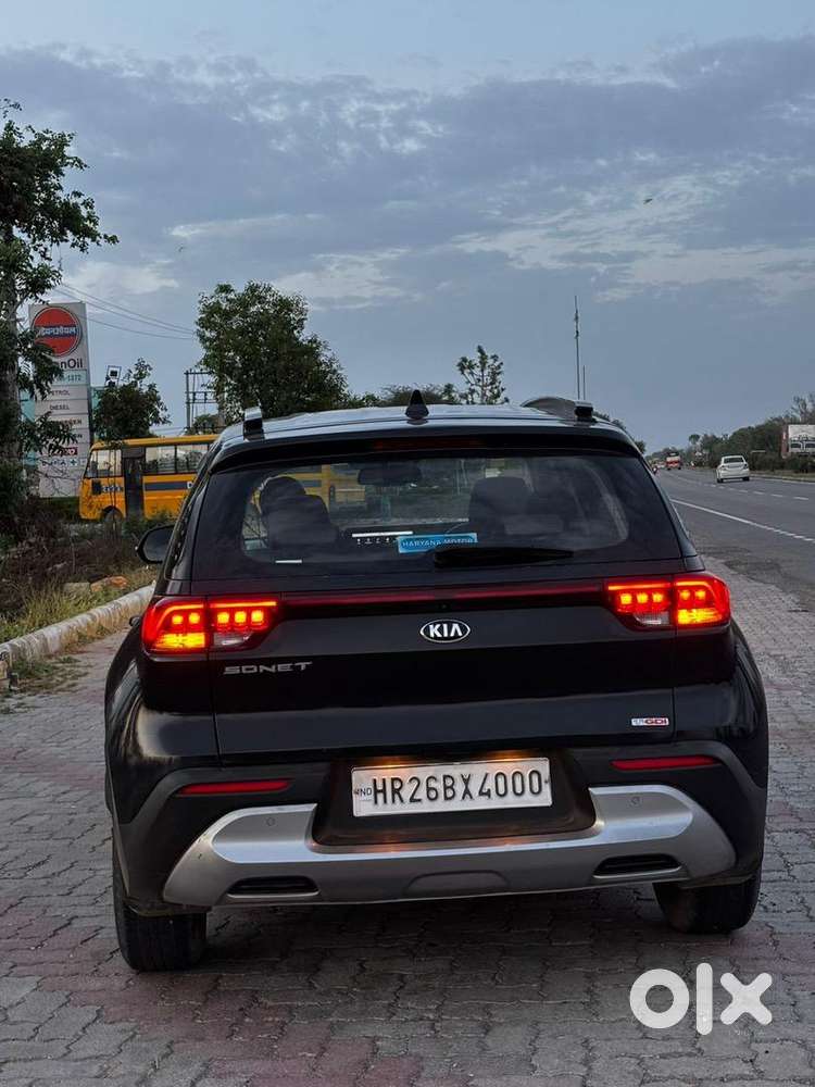 Kia Sonet 2022 Petrol 27000 Km Driven