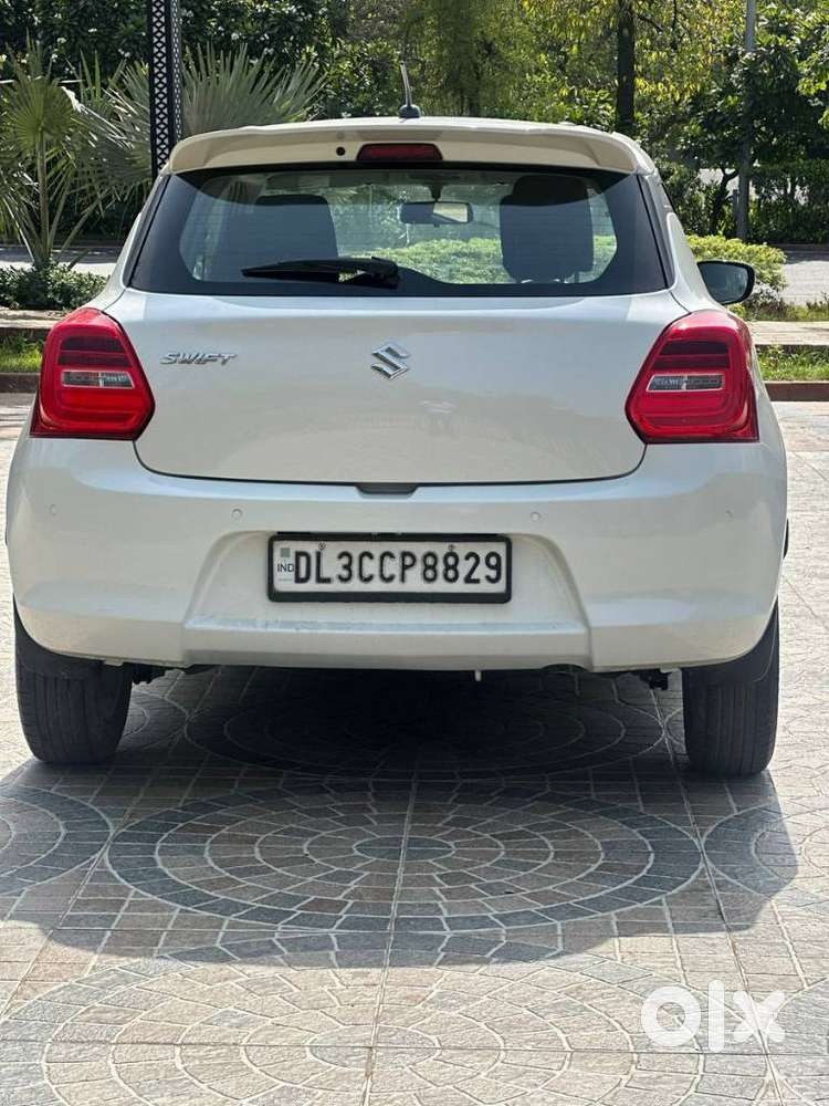 Maruti Suzuki Swift Zxi Plus Amt Dual Tone, 2018