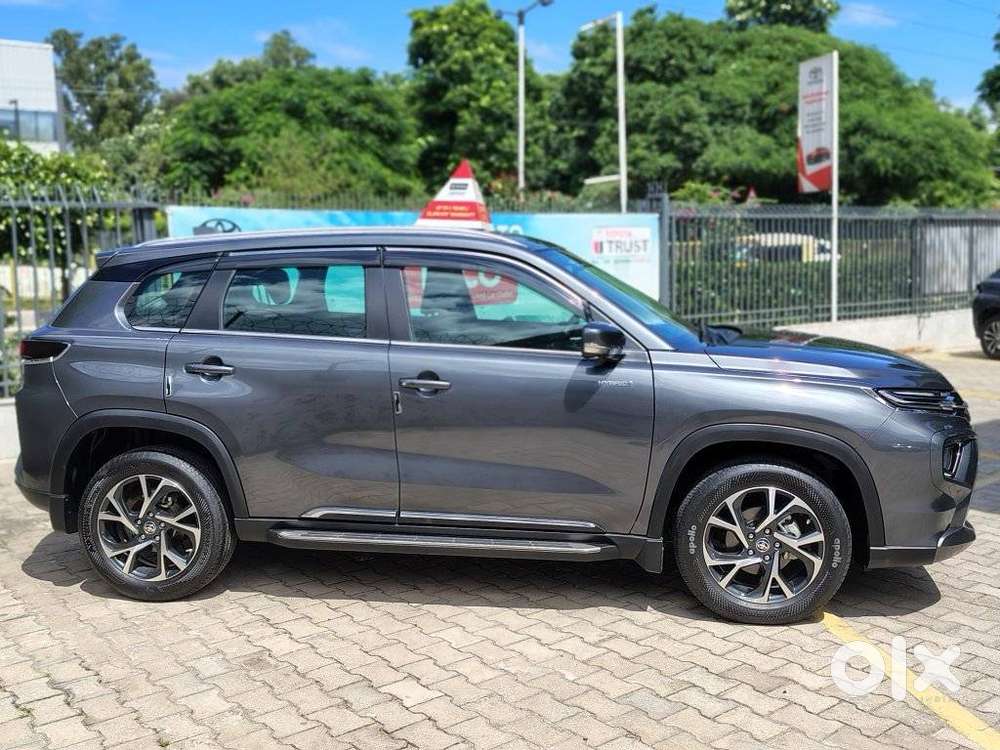Toyota Urban Cruiser Hyryder 1.5 V Hybrid, 2024, Petrol