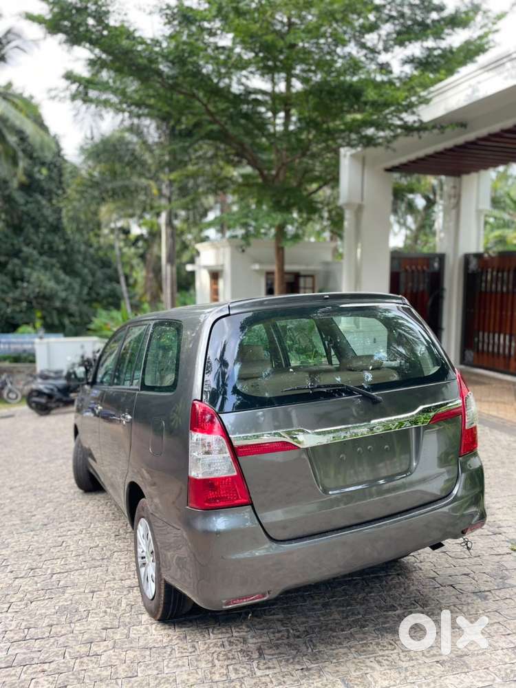Toyota Innova Diesel 2013