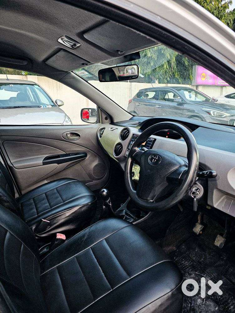 Toyota Etios Xclusive Petrol, 2011, Petrol