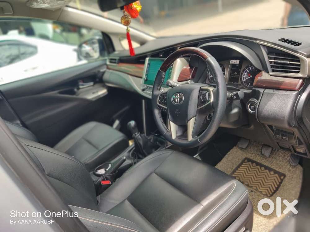 Toyota Innova Crysta 2023