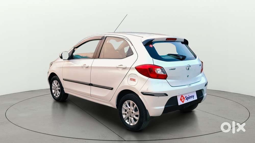 Tata Tiago Xza, 2018, Petrol