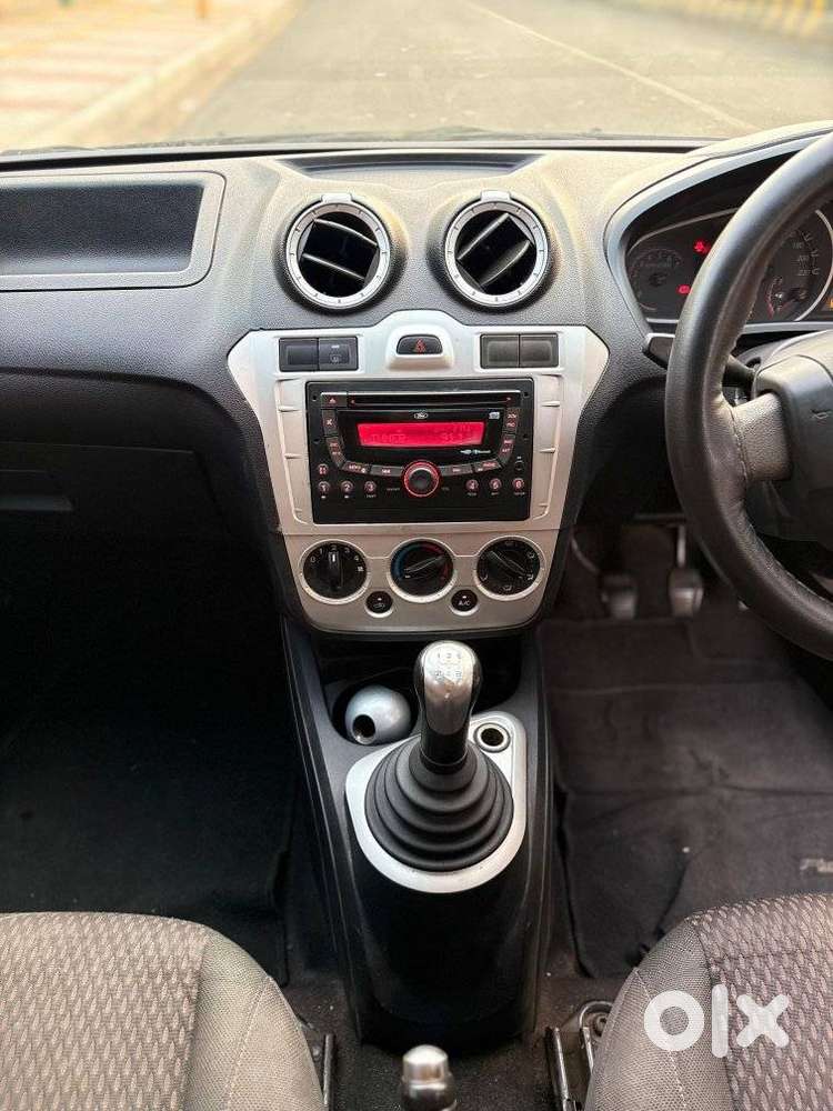 Ford Figo 1.2 Duratec Petrol Zxi, 2011, Cng & Hybrids