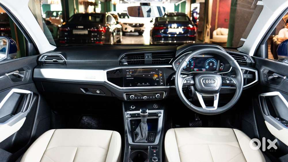 Audi Q3 40 Tfsi Premium Plus, 2025, Petrol