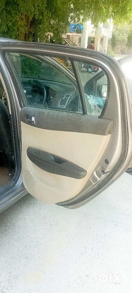 Hyundai I20 Magna 2013 Low Km Excellent Condition Family Car