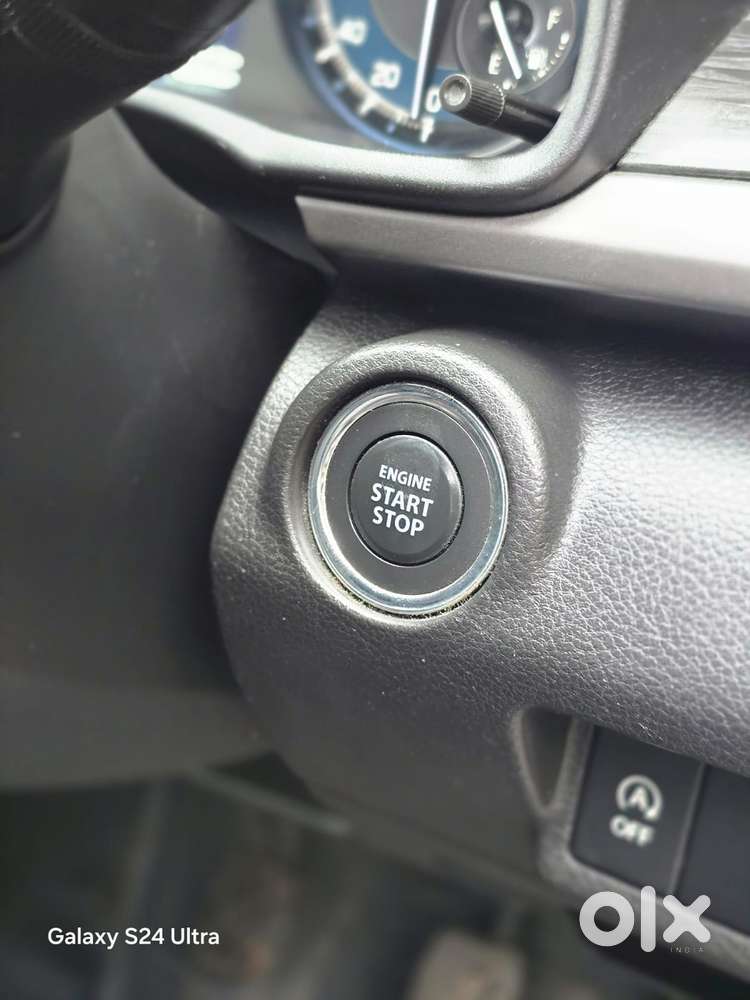 Maruti Suzuki Xl6 1.5 Zeta Mt, 2022, Petrol