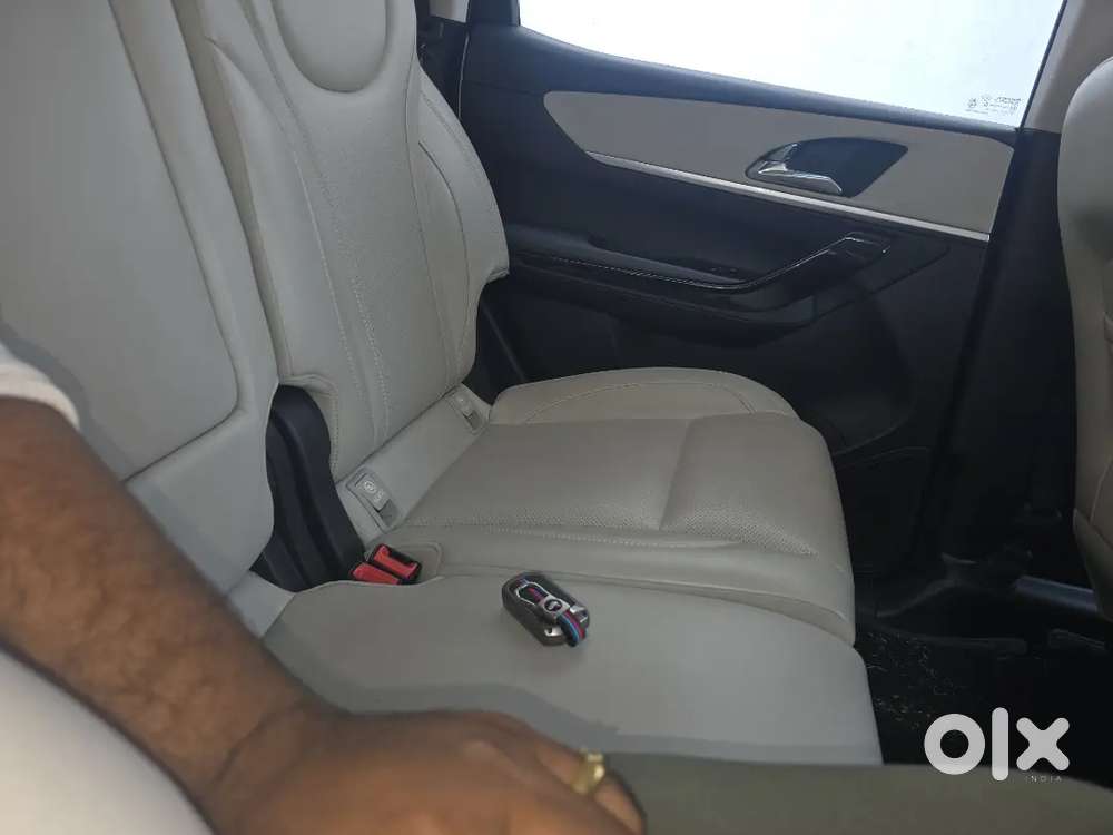 Mahindra Xuv700 Diesel Manual 2025