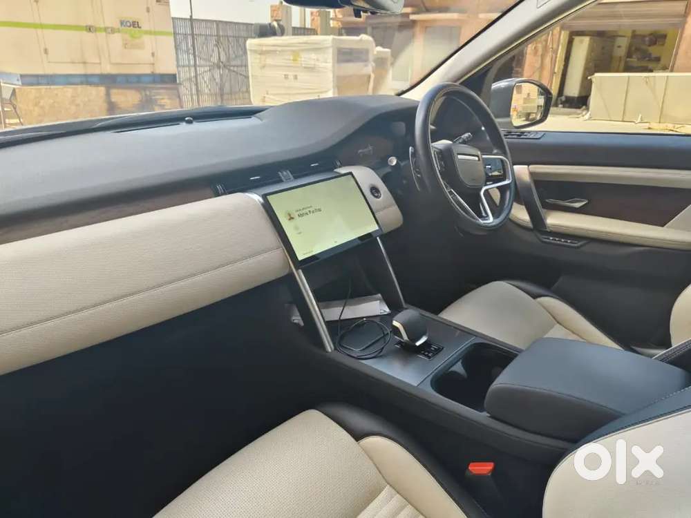 Land Rover Discovery Sport 2024 Petrol Well Maintained