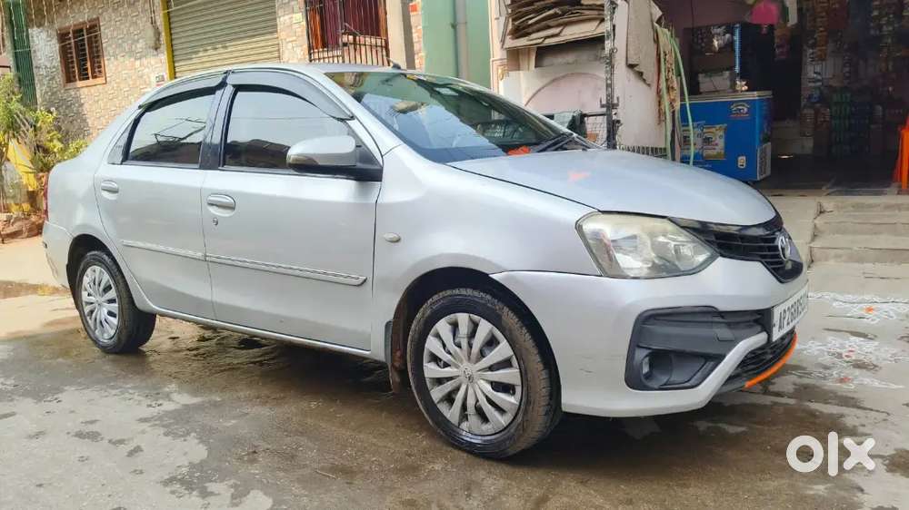 Toyota Etios 2013 Diesel 381000 Km Driven