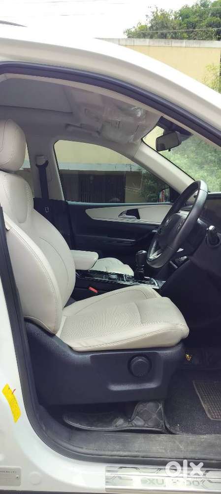 Mahindra Xuv700 2.2 Ax 7 Diesel Mt Str, 2024, Diesel