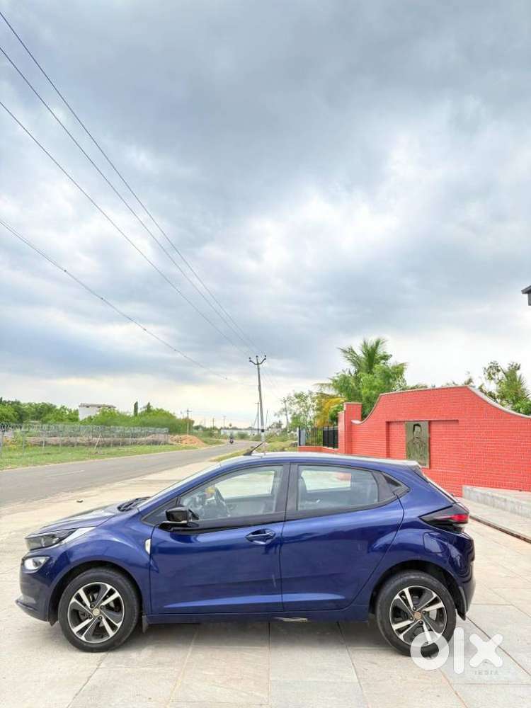 Tata Altroz 1.2 Xz Plus Petrol, 2025, Petrol
