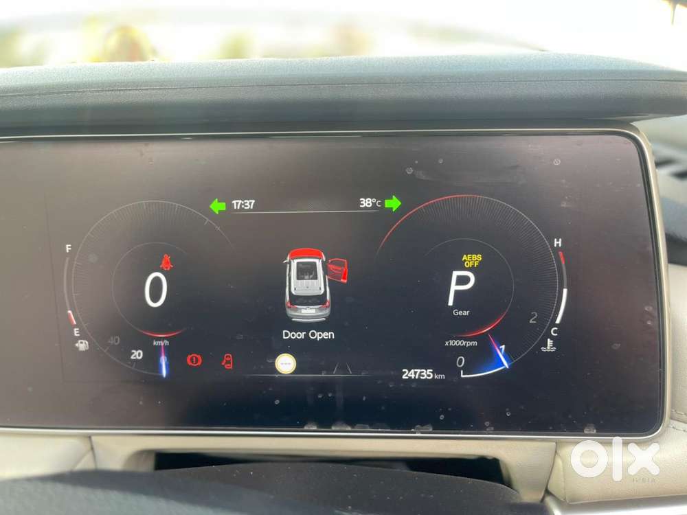 Mahindra Xuv700 Ax7 Luxury Pack Awd, 2023, Diesel