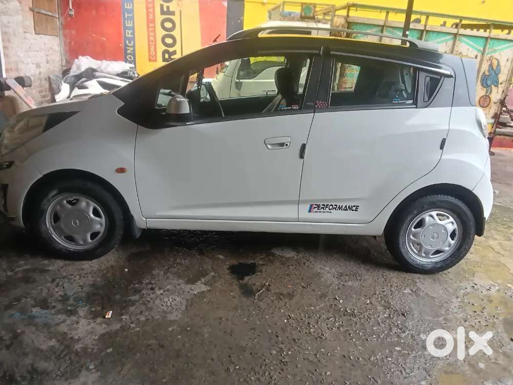 Chevrolet Beat Lt Petrol 2010