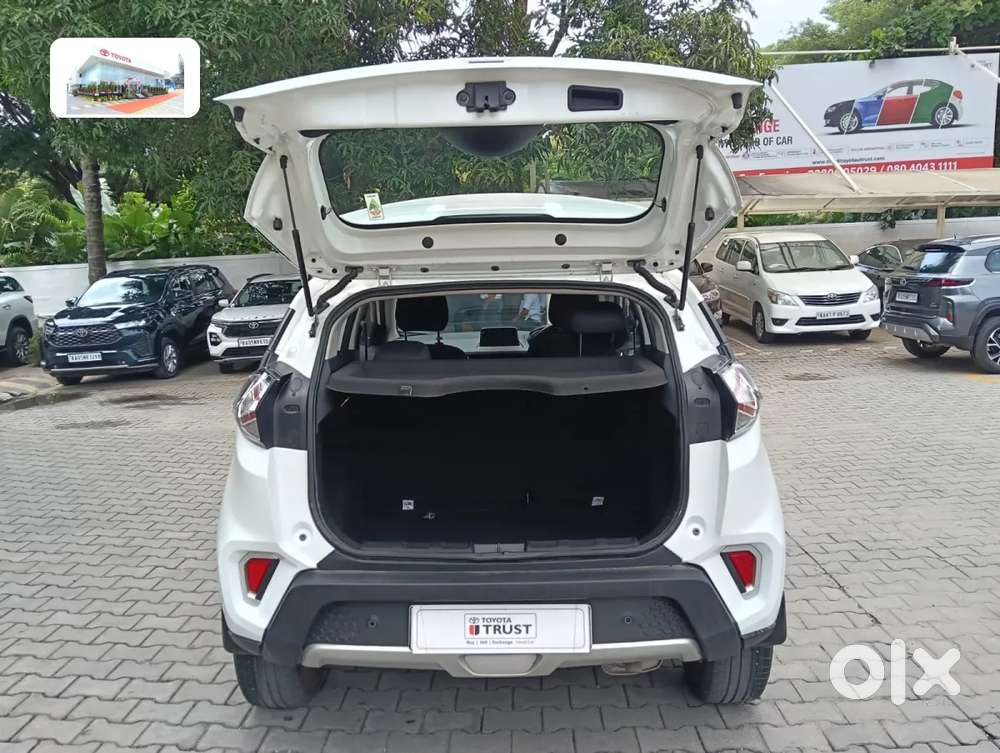 Tata Nexon 1.2 Revotron Xza Plus, 2022, Petrol