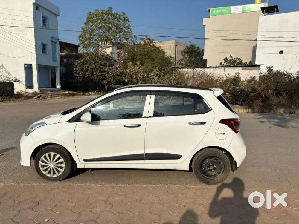 Hyundai Grand I10 1.2 Kappa Sportz Option, 2019, Petrol