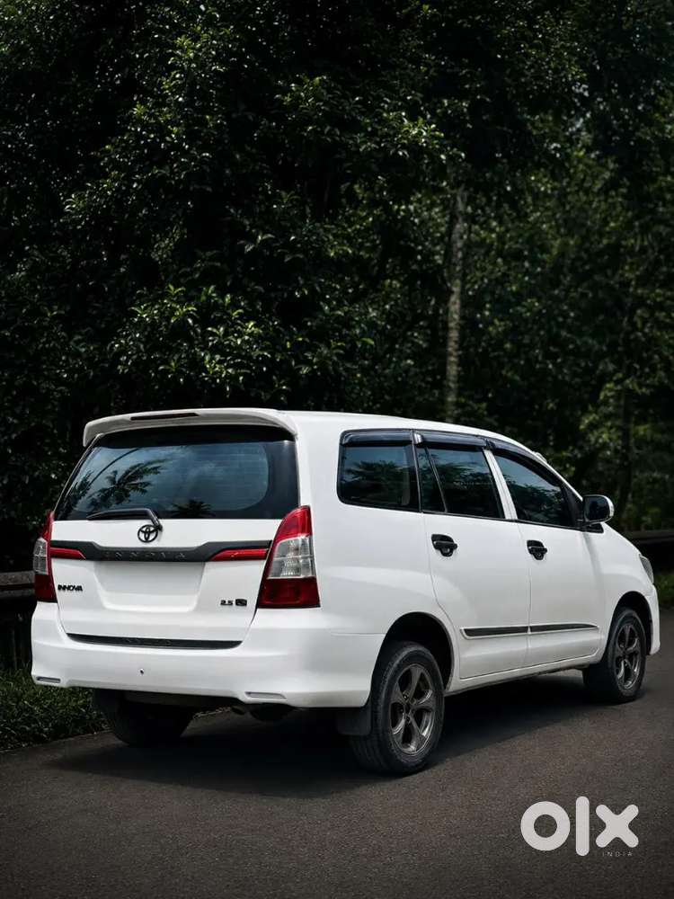 Toyota Innova 2010