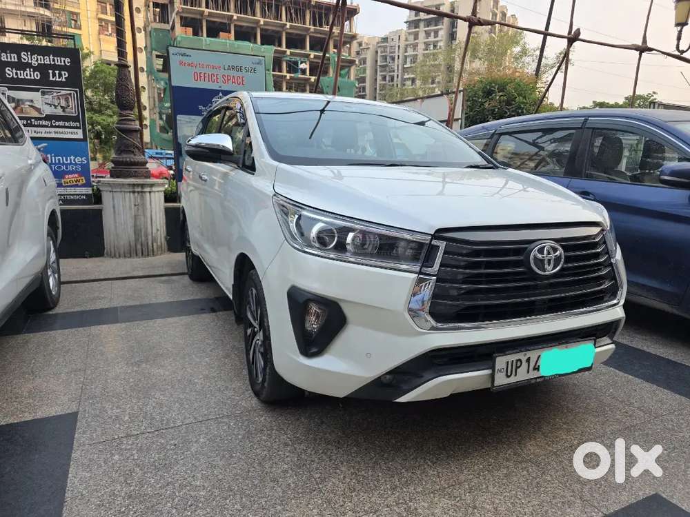 Innova Crysta Top Model Automatic Diesel