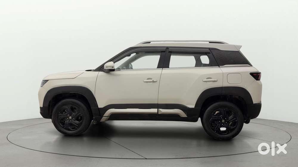 Maruti Suzuki Brezza 1.5 Zxi At Smart Hybrid, 2022, Petrol
