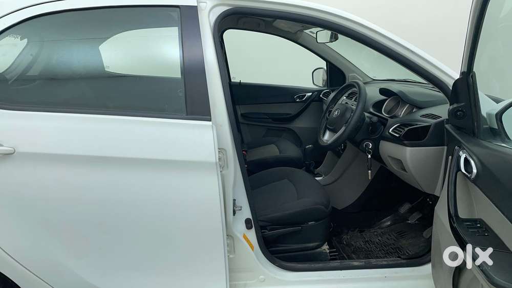 Tata Tiago Xz, 2016, Petrol