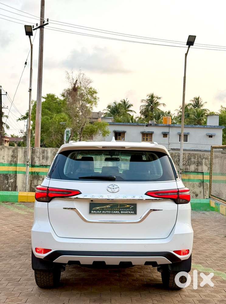 Toyota Fortuner [2021-ongoing] 2.8 2wd Diesel At, 2024, Diesel