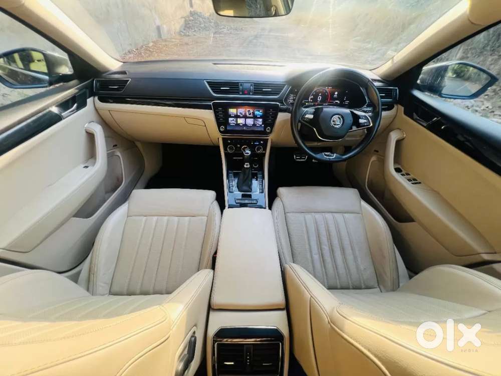 Skoda Superb 2.0 L&k Tsi At, 2022, Petrol