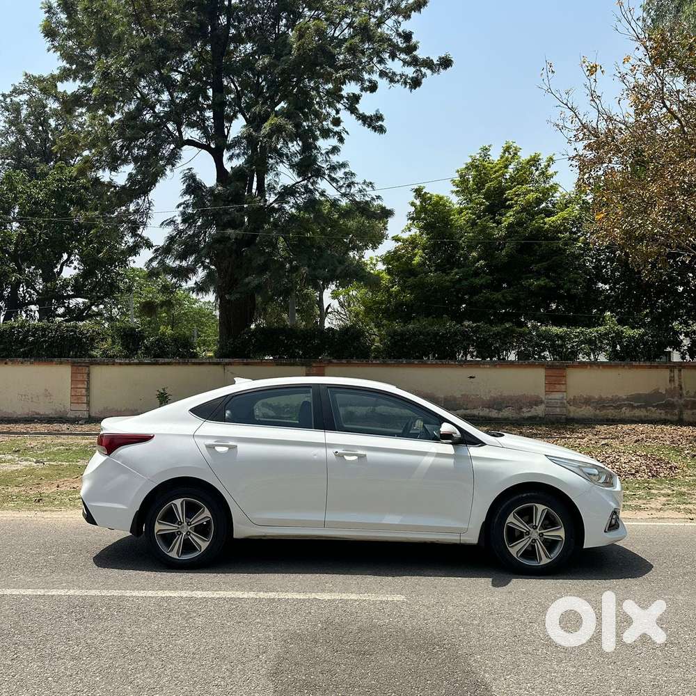 Hyundai Verna 1.6 Sx (o) Vtvt Se, 2018, Petrol