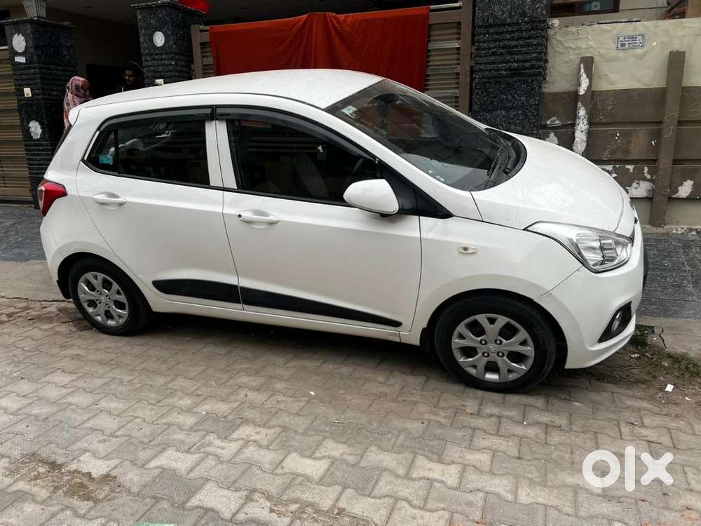 Hyundai Grand I10 2015 Petrol 63000 Km Driven