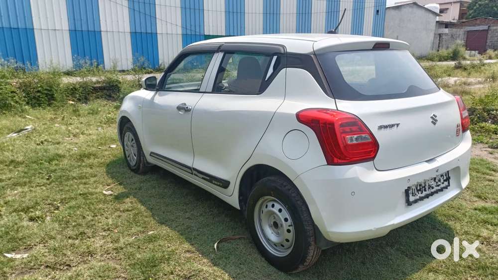 Maruti Suzuki Swift Vvt Lxi, 2020, Petrol