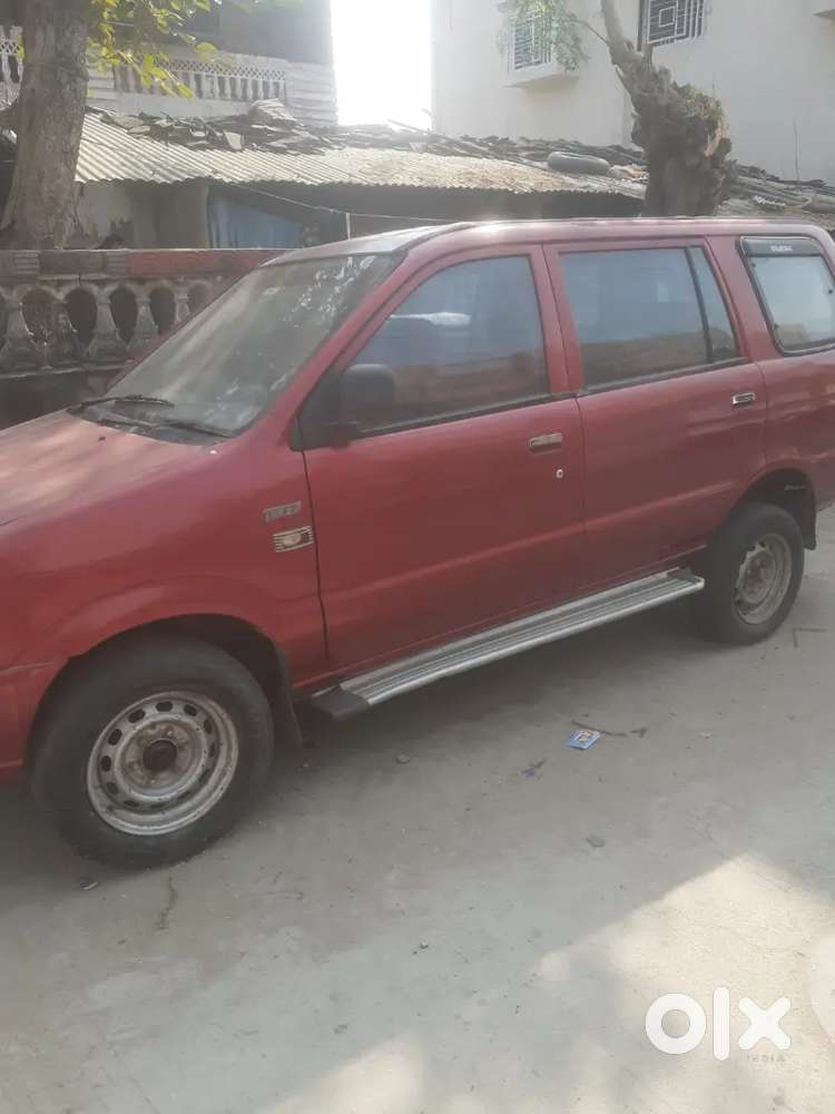 Chevrolet Tavera 2011