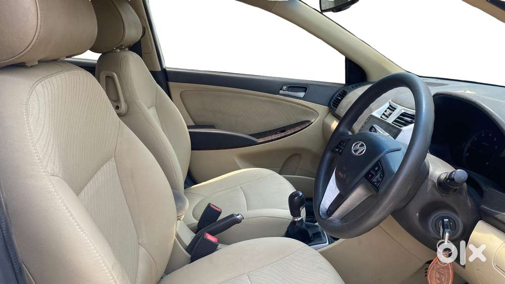 Hyundai Verna 1.6 Vtvt Sx, 2016, Petrol