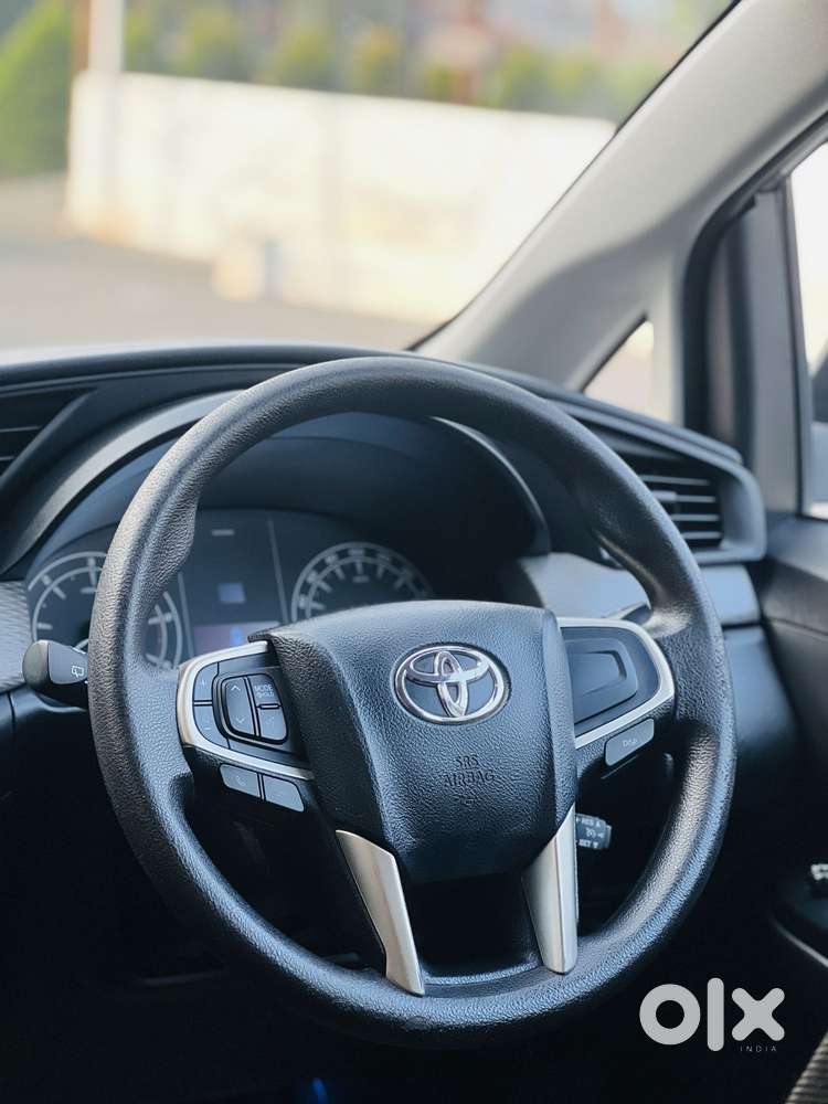 Toyota Innova Crysta [2020-ongoing] 2.4 Gx At 7 Str, 2022, Diesel