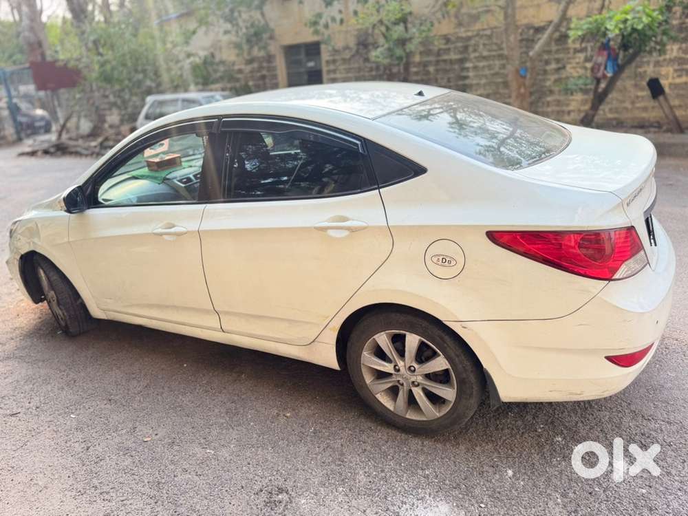 Hyundai Fluidic Verna 2013