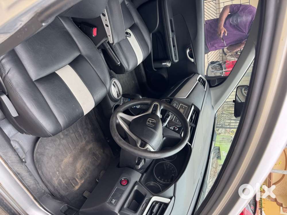 2016 Honda Br-v V Cvt Automatic For Sale
